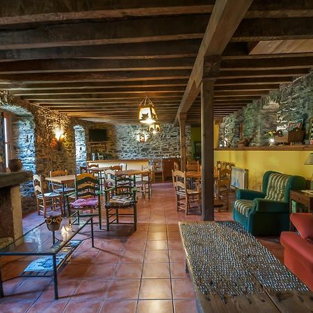 Hotel Rural El Urogallo Murias de Paredes Exteriör bild