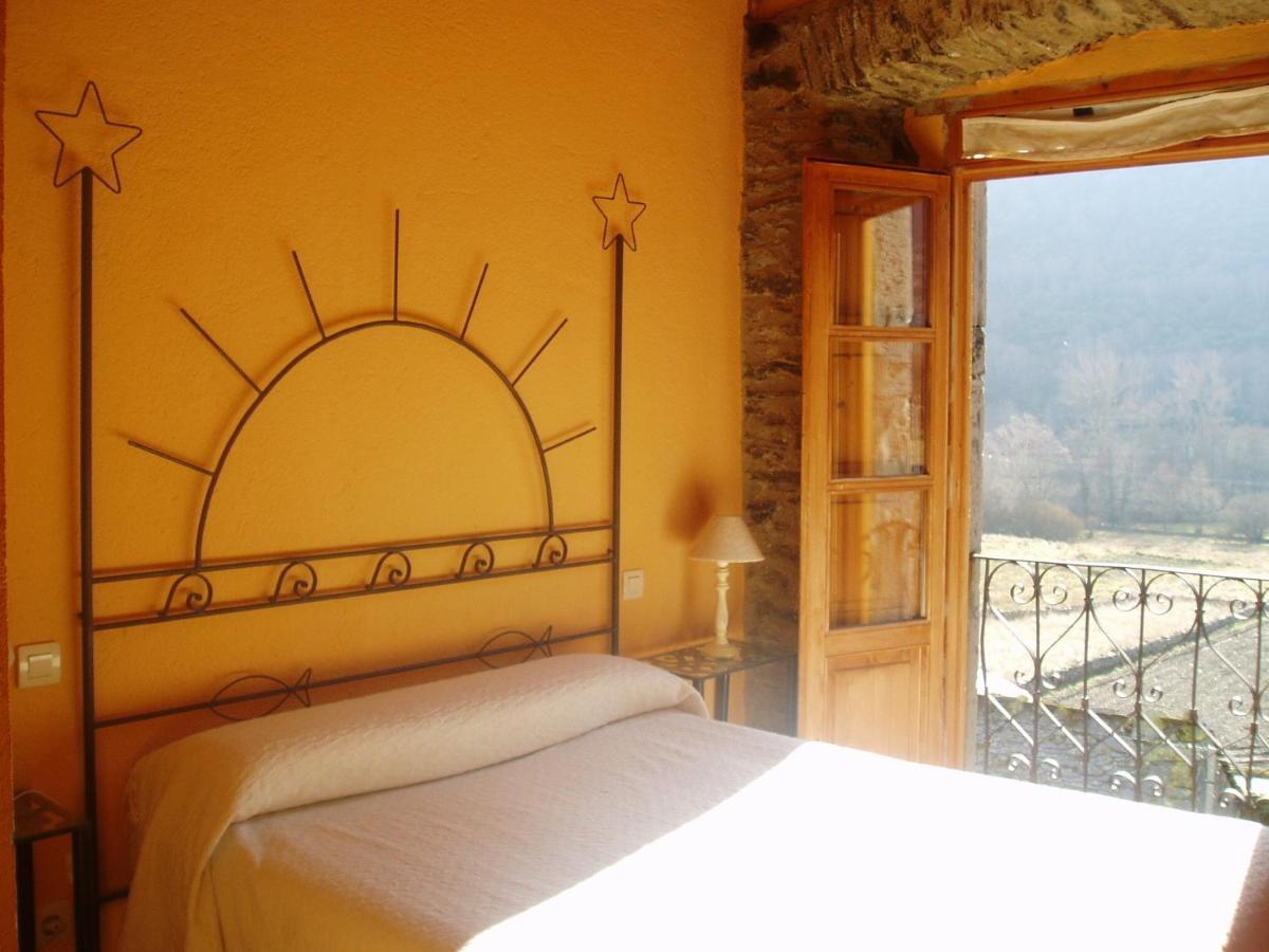 Hotel Rural El Urogallo Murias de Paredes Exteriör bild