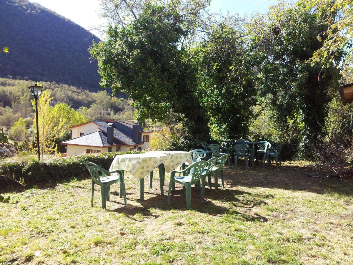 Hotel Rural El Urogallo Murias de Paredes Exteriör bild