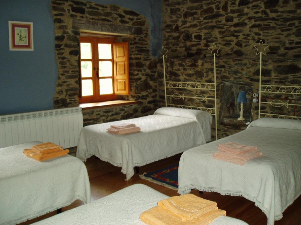 Hotel Rural El Urogallo Murias de Paredes Rum bild