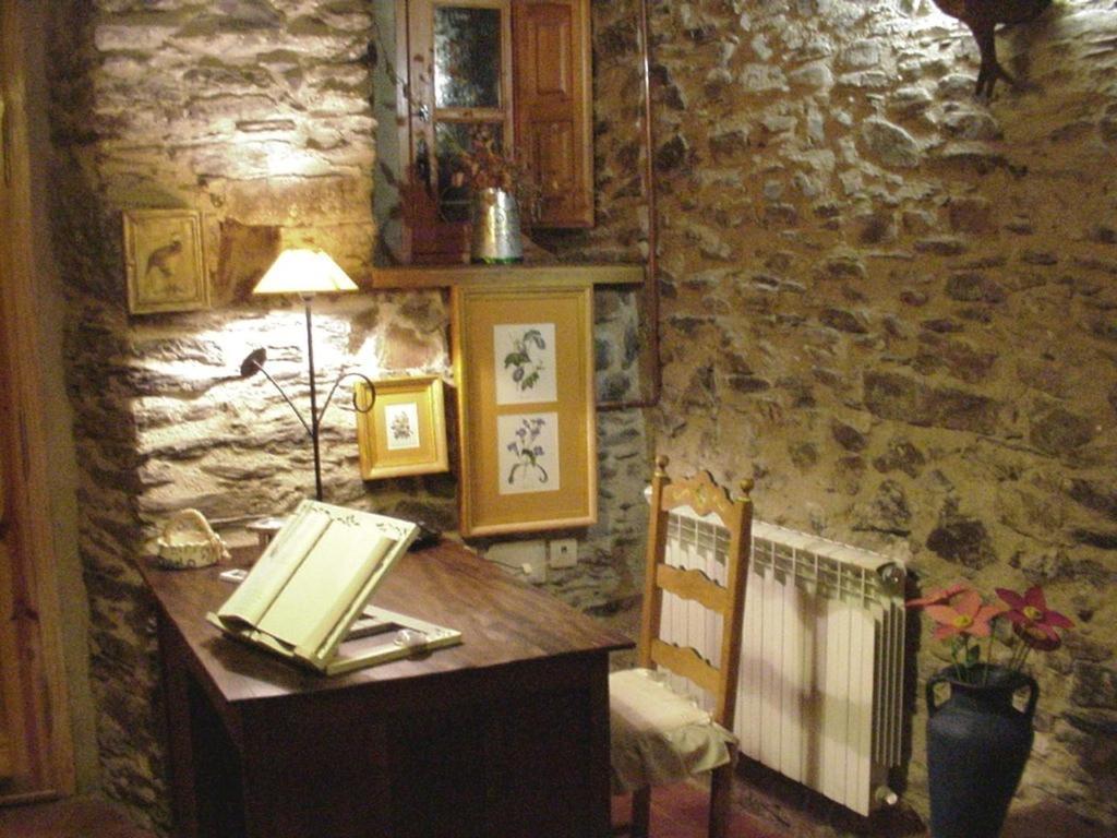 Hotel Rural El Urogallo Murias de Paredes Exteriör bild