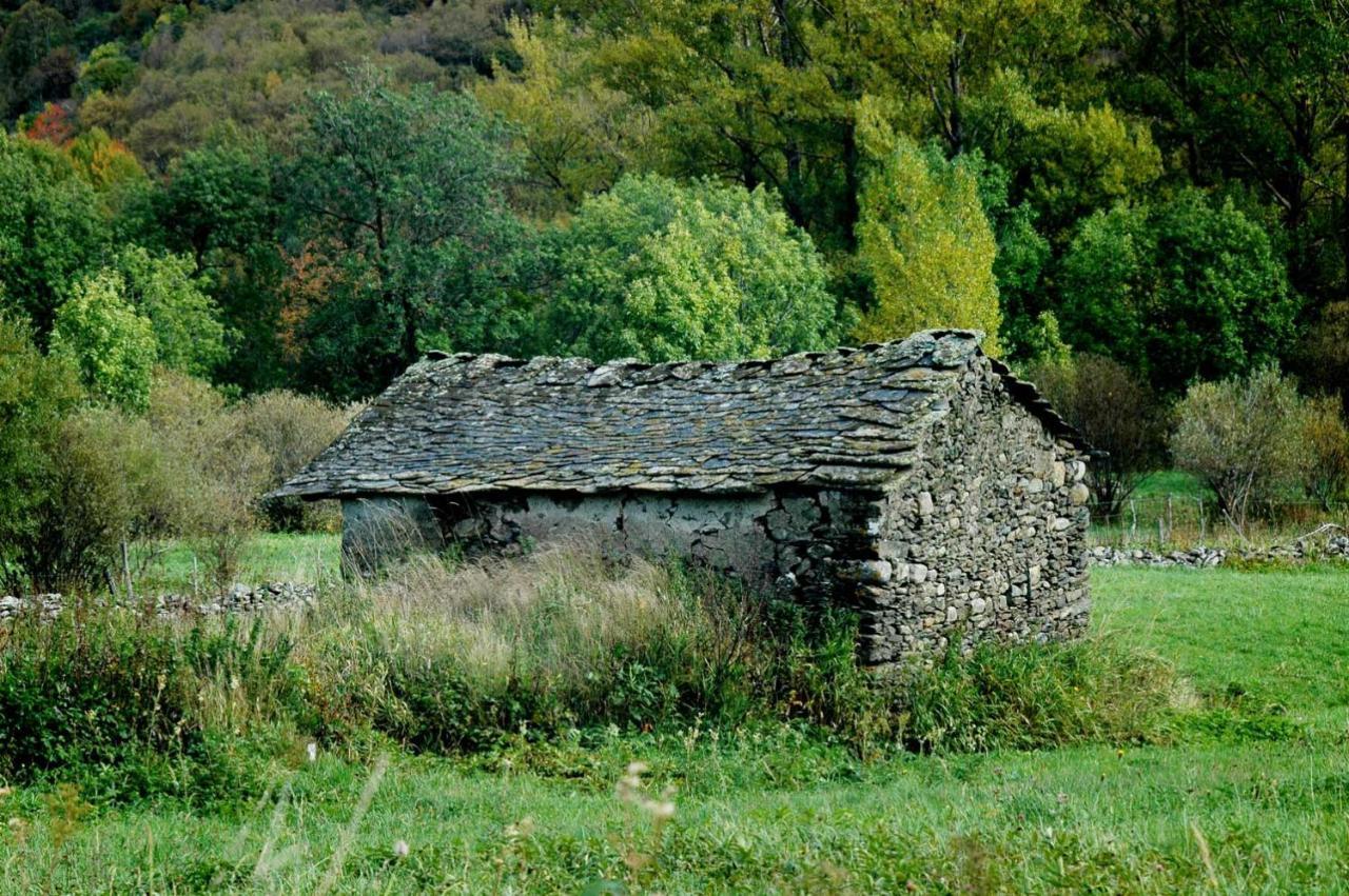 Hotel Rural El Urogallo Murias de Paredes Exteriör bild