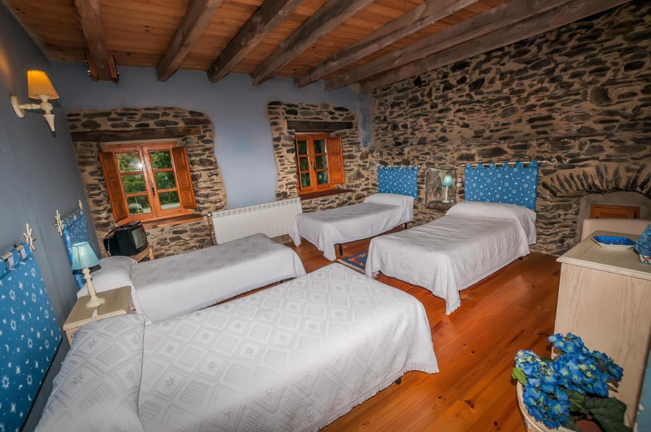 Hotel Rural El Urogallo Murias de Paredes Exteriör bild